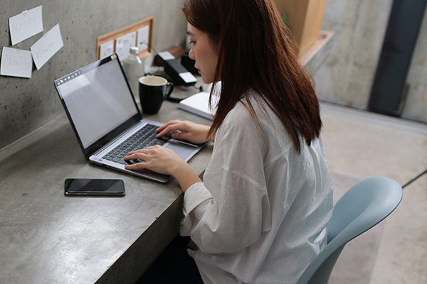 猫背・巻き肩対応枕