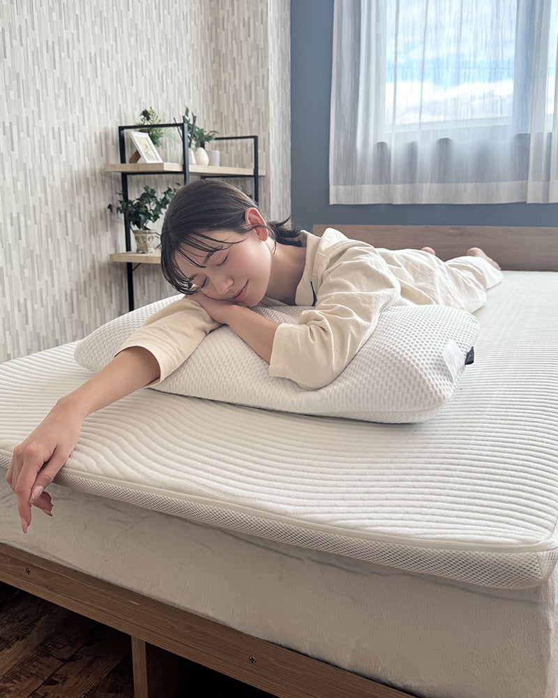 快眠をサポートするマットレストッパー